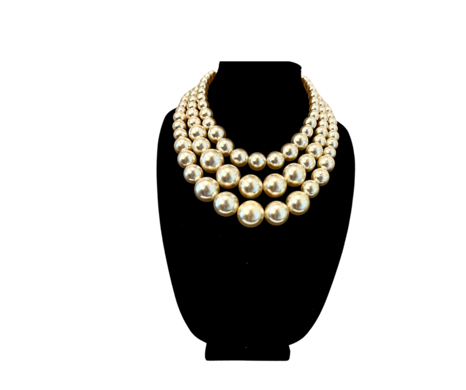 Pearl Love Necklace